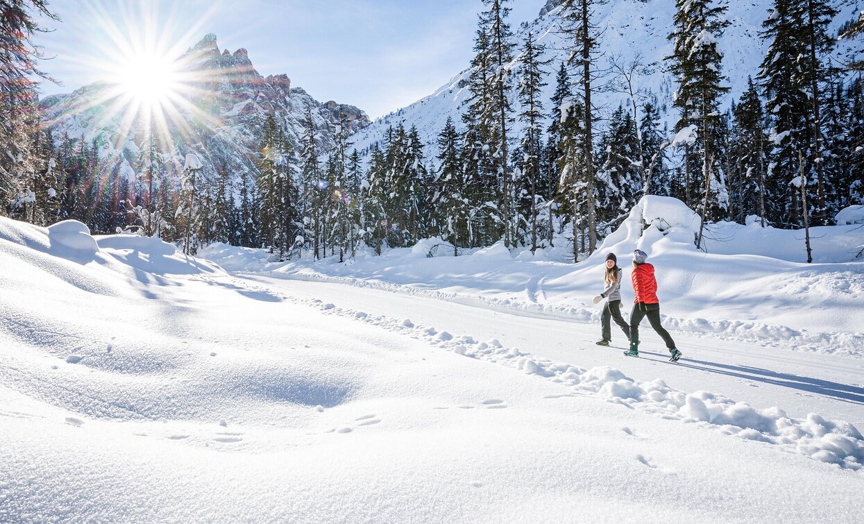Winterwanderung: Gasthaus Alte Säge – Innerfeldtal | © Harald Wisthaler, Sexten Winterwanderung: Gasthaus Alte Säge – Innerfeldtal | © Harald Wisthaler, Sexten